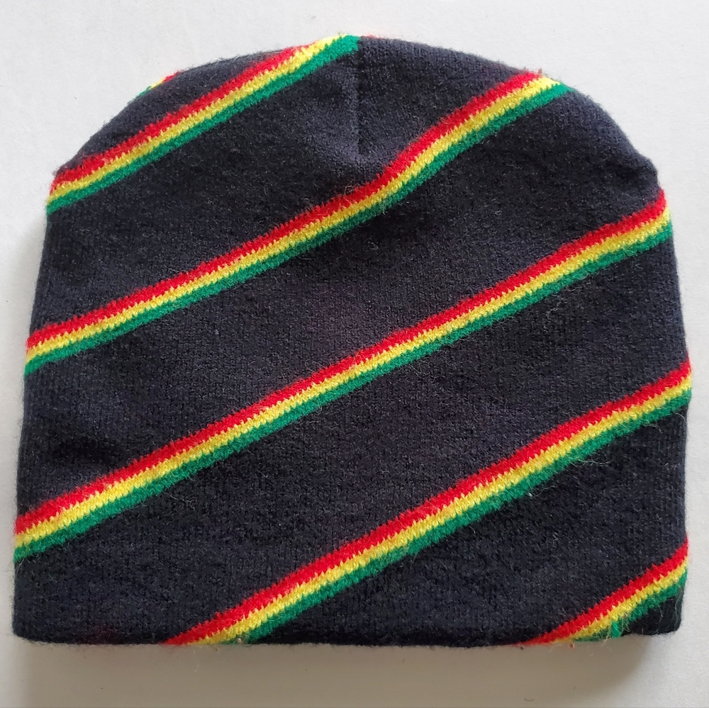 Jamaican Knitted Hat in Black, Yellow, Red & OS